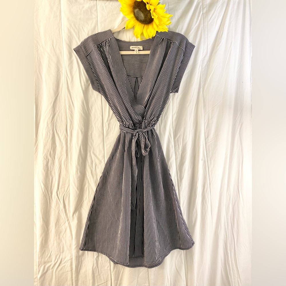 Monteau Dress pin striped with belt size Small